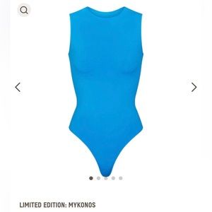 Skims | Essential Crewneck Bodysuit